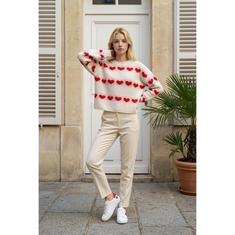 Jessica Simpson Crop‎ Sweater Over Light Pink With Hearts